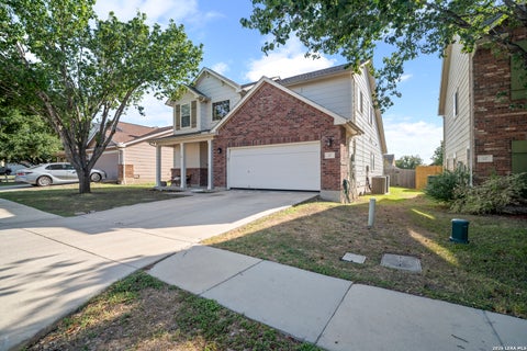 Photo of 121 HAPPY TRL, Cibolo, TX 78108 (MLS # 2017076)