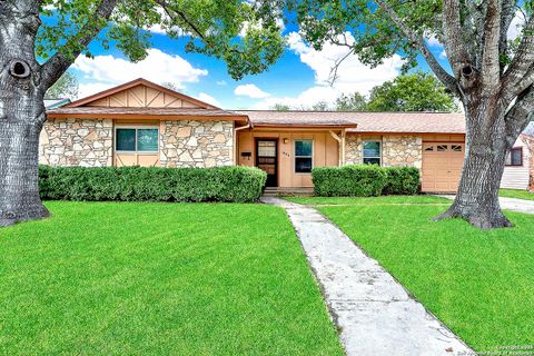 Photo of 1004 Gettysburg, Schertz, TX 78154 (MLS # 1923774)