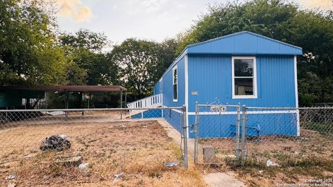 Photo of 5302 Cabana Dr, Schertz, TX 78154 (MLS # 1926877)