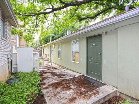 A home in Alamo Heights