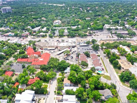 A home in Alamo Heights