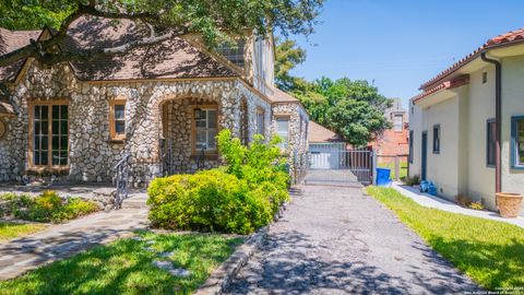 Tiny photo for 239 Stanford, Olmos Park, TX 78212 (MLS # 1898574)