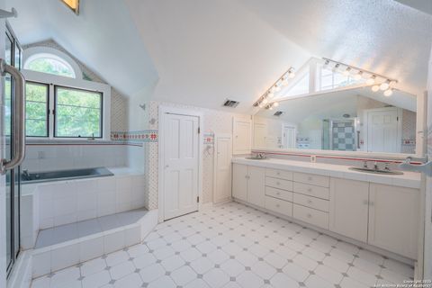 Tiny photo for 239 Stanford, Olmos Park, TX 78212 (MLS # 1898574)