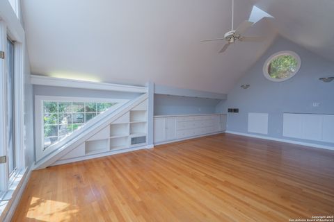 Tiny photo for 239 Stanford, Olmos Park, TX 78212 (MLS # 1898574)