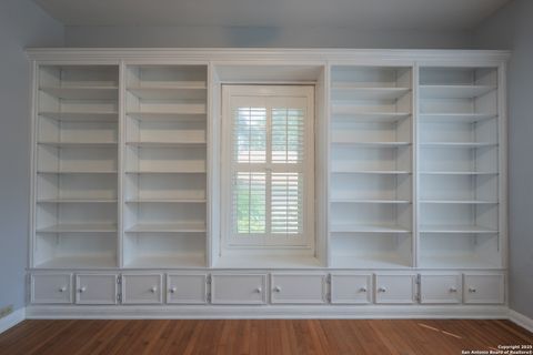 Tiny photo for 239 Stanford, Olmos Park, TX 78212 (MLS # 1898574)