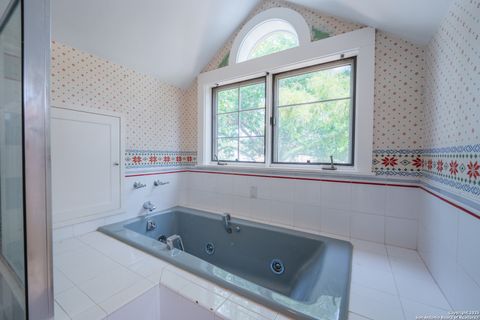 Tiny photo for 239 Stanford, Olmos Park, TX 78212 (MLS # 1898574)