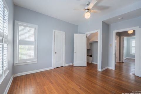 Tiny photo for 239 Stanford, Olmos Park, TX 78212 (MLS # 1898574)