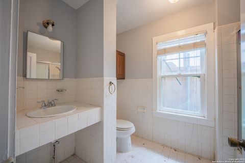 Tiny photo for 239 Stanford, Olmos Park, TX 78212 (MLS # 1898574)