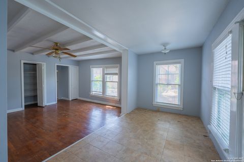 Tiny photo for 239 Stanford, Olmos Park, TX 78212 (MLS # 1898574)