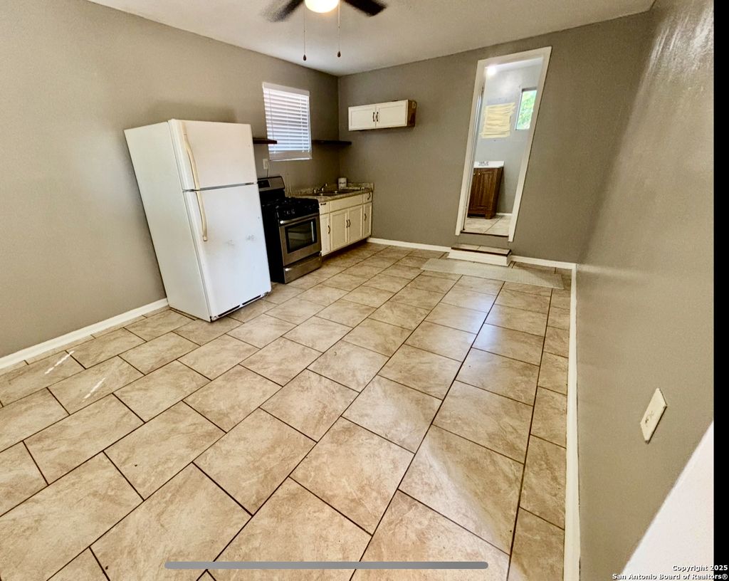 Photo of 431 Sussex 2 #2, San Antonio, TX 78221 (MLS # 1914707)
