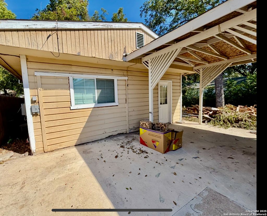 Photo of 431 Sussex 2 #2, San Antonio, TX 78221 (MLS # 1914707)