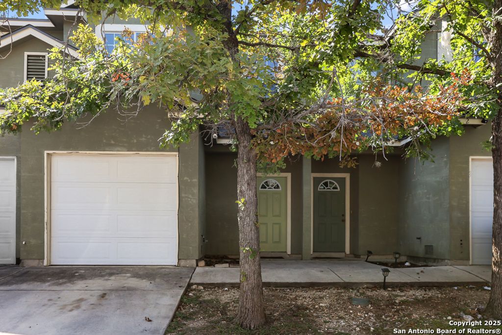 Photo of 6410 Summit Oak 3 #3, San Antonio, TX 78229 (MLS # 1890582)