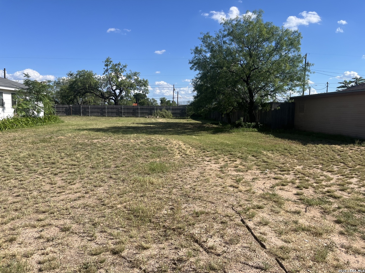 Photo 1 of 4 — 417 W Avenue X, San Angelo, TX 76903