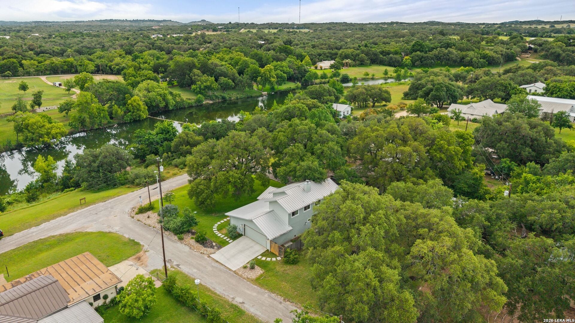 701 River Rd
