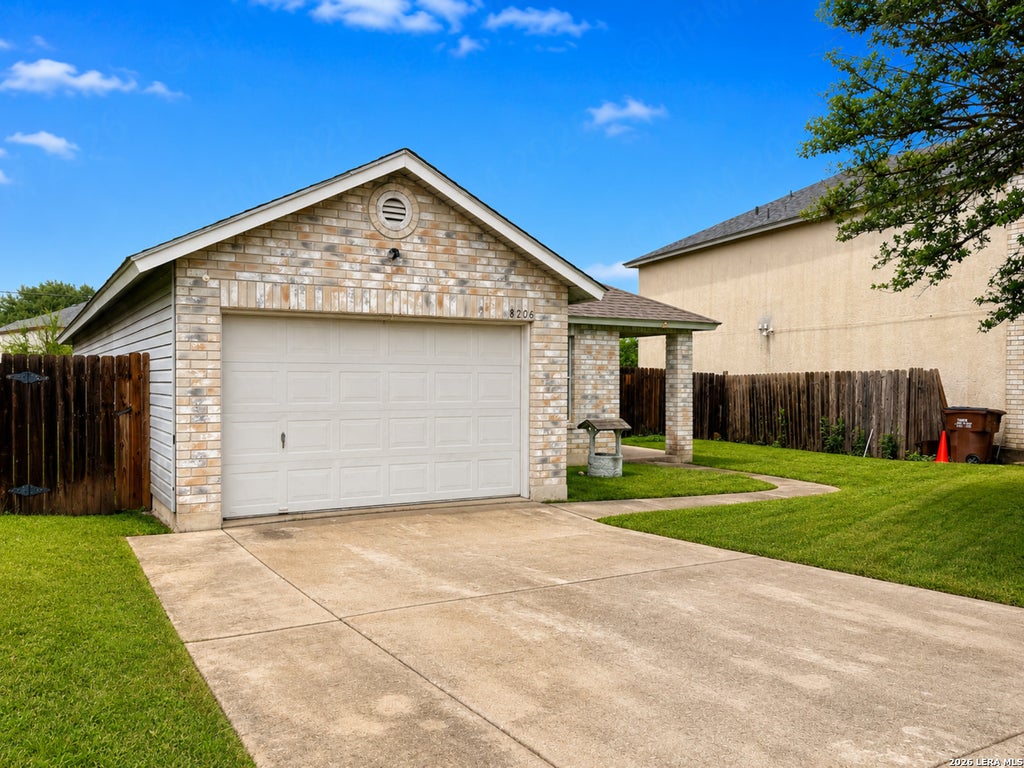 Photo of 8206 LONGHORN RIDGE DR, Converse, TX 78109 (MLS # 1992338)