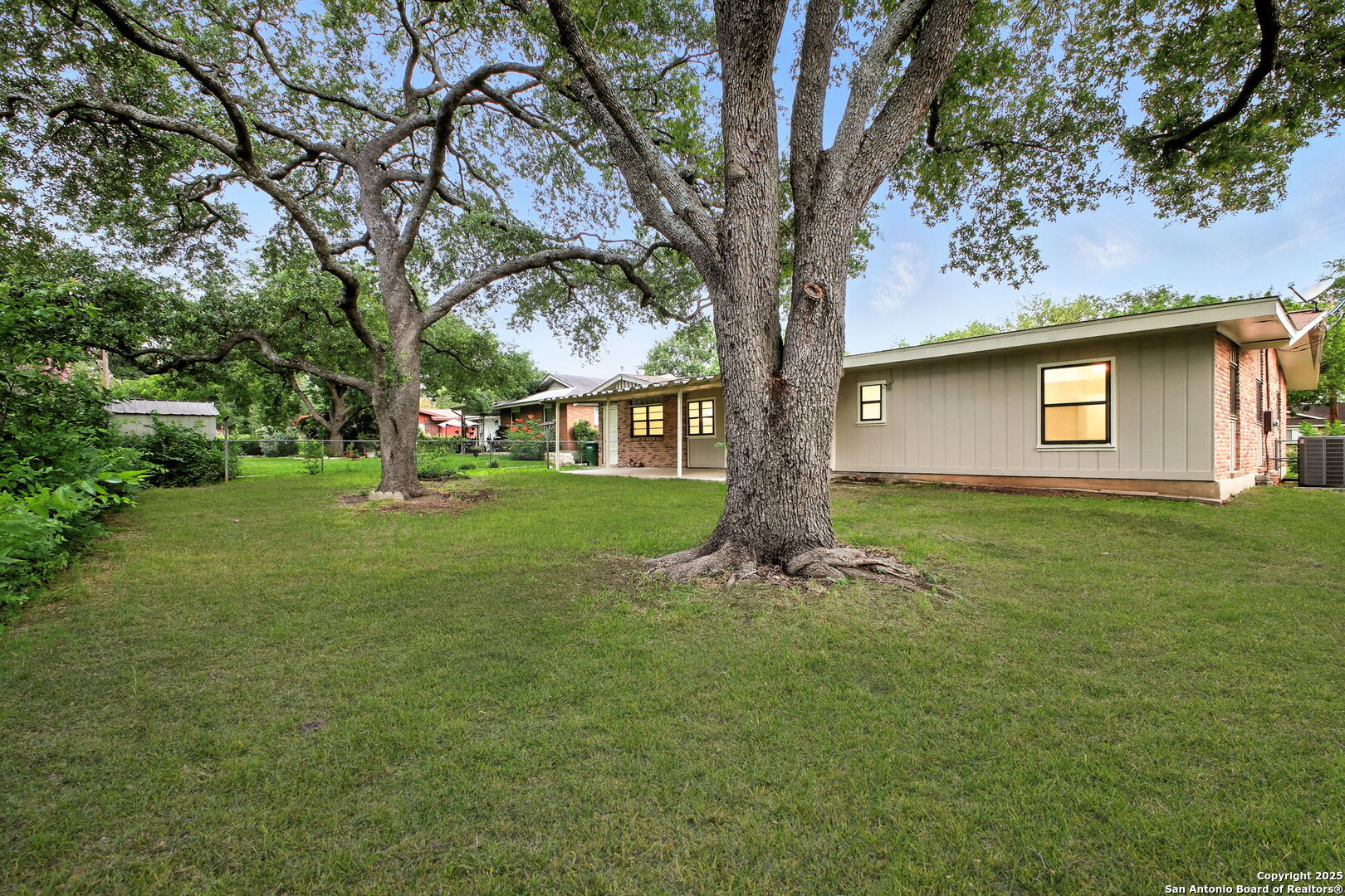 3226 Colony