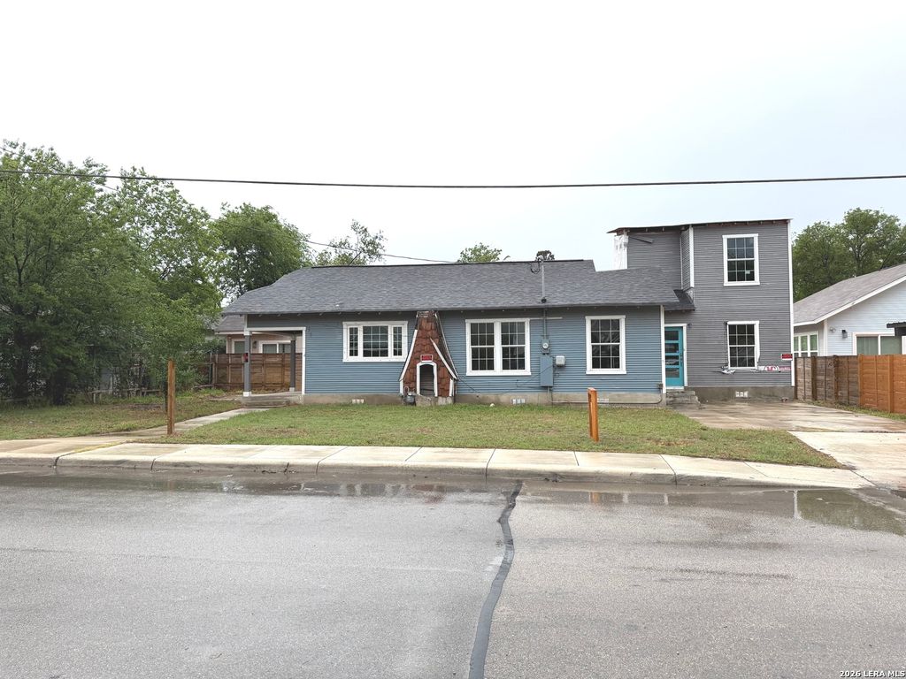 Photo of 1122 Delaware st, San Antonio, TX 78210 (MLS # 1959856)