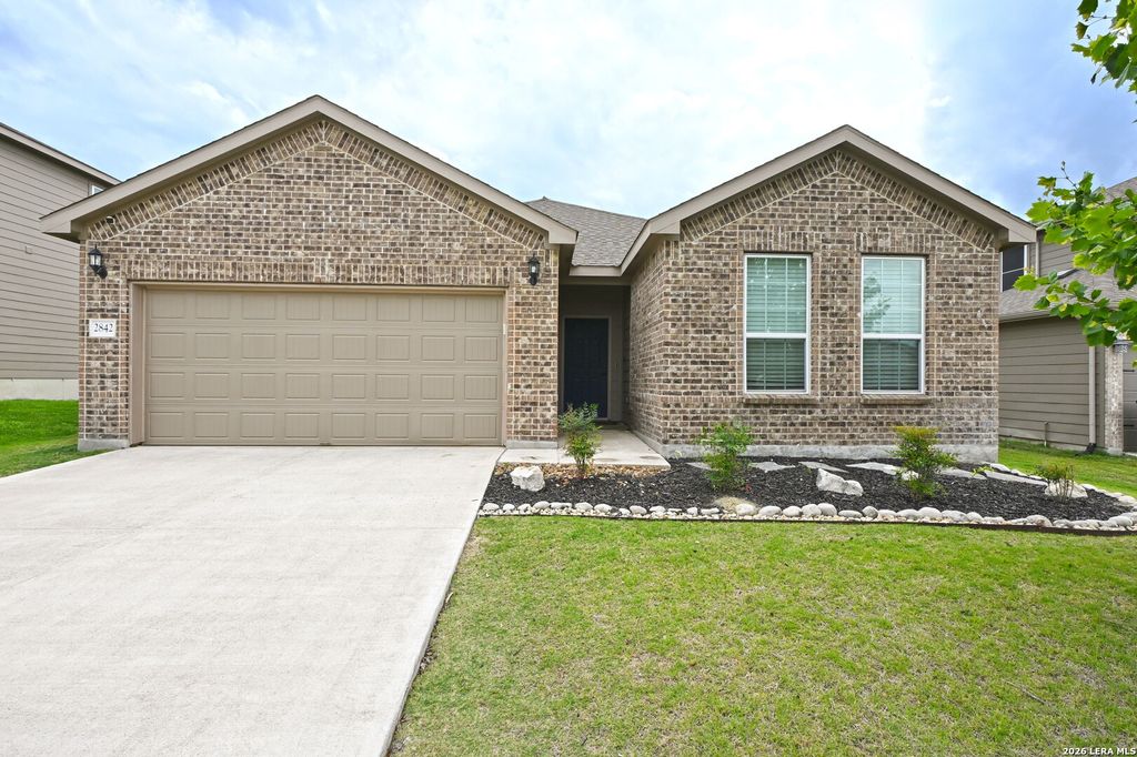 Photo of 2842 RIDGE BERRY RD, New Braunfels, TX 78130 (MLS # 1970004)