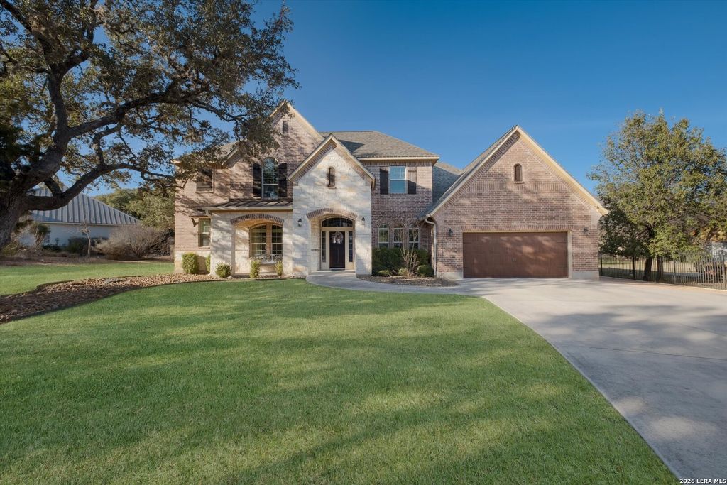 Photo of 113 Canyon Circle, Boerne, TX 78015 (MLS # 1932075)