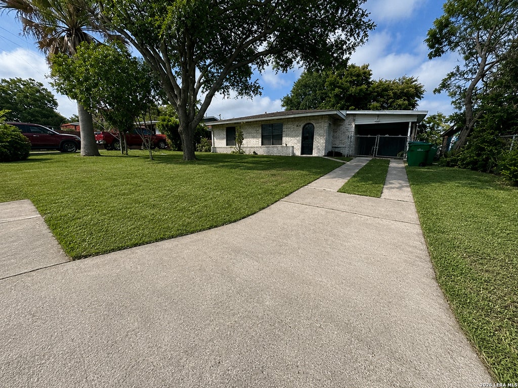 Photo of 670 Maria Elena, San Antonio, TX 78228 (MLS # 1993372)