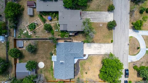 A home in Terrell Hills