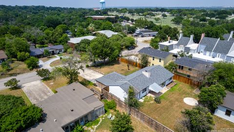 A home in Terrell Hills