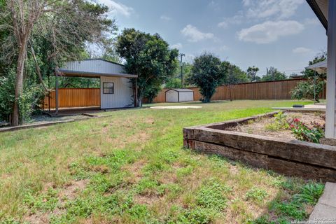 A home in Terrell Hills