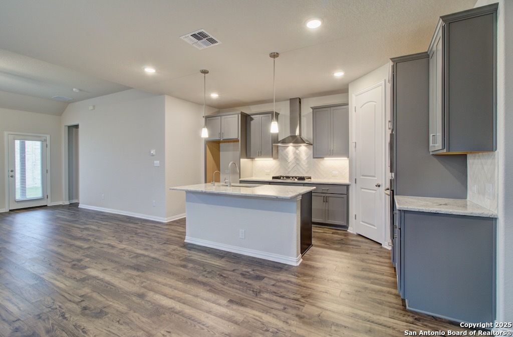 Photo of 1307 Red Fox, New Braunfels, TX 78132 (MLS # 1922997)