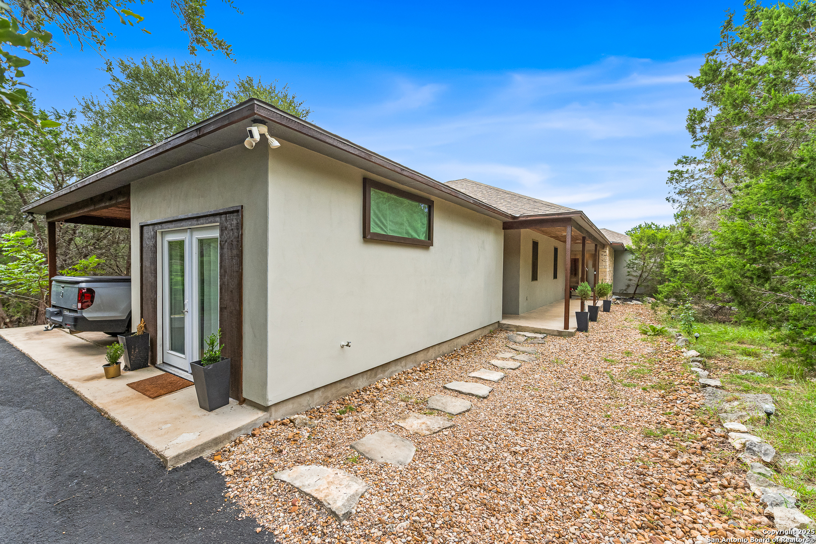 317-1 Saddle Mountain