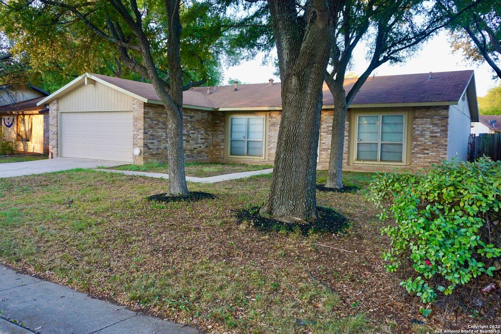 Photo of 2434 FIELD WOOD, San Antonio, TX 78251 (MLS # 1917621)