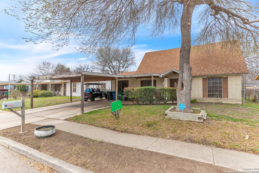 Photo of 3203 COCONINO DR, San Antonio, TX 78211 (MLS # 1811007)