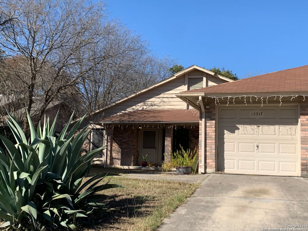 Photo of 12219 Ridge Crown St, San Antonio, TX 78247 (MLS # 1944480)