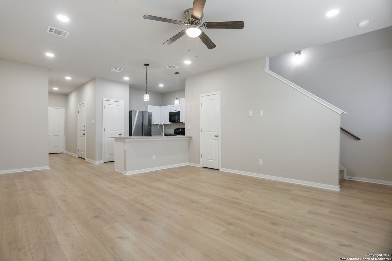 7226 John Palmer Dr.