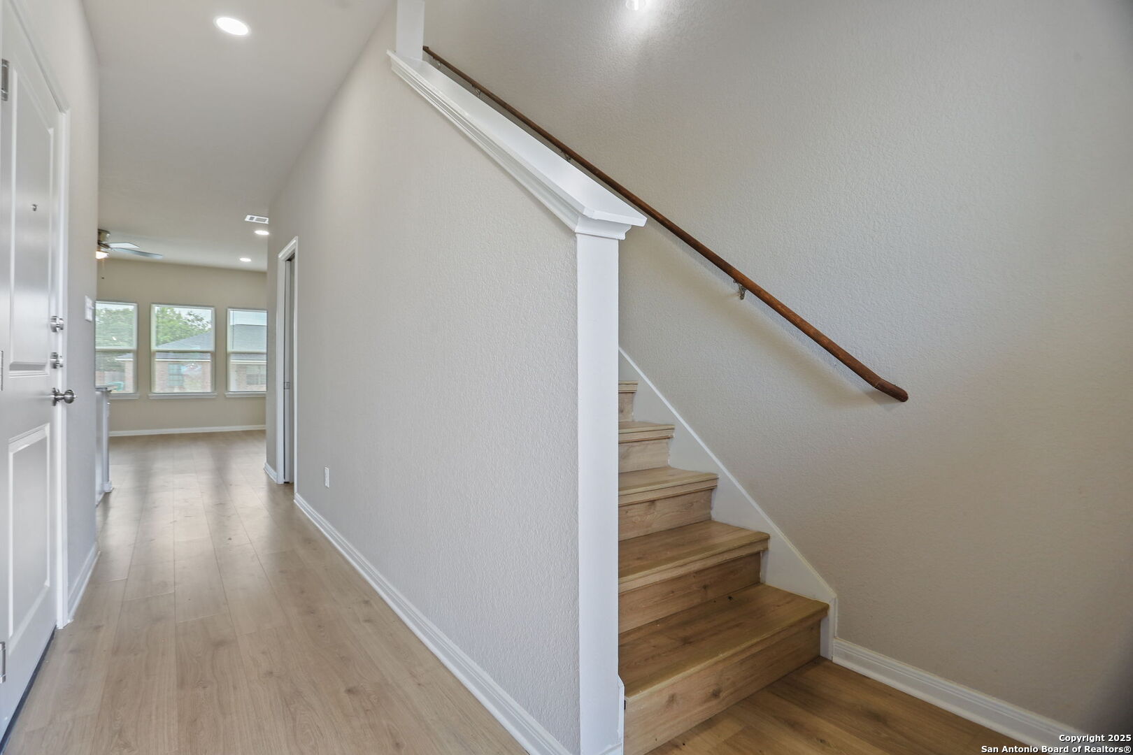 7226 John Palmer Dr.