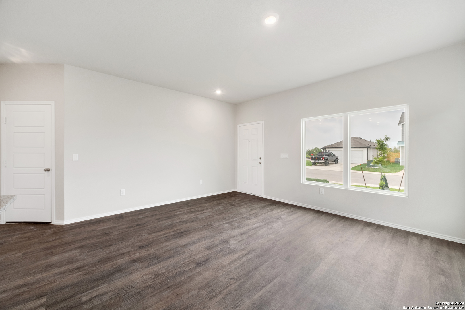 5623 Coopers Crossing
