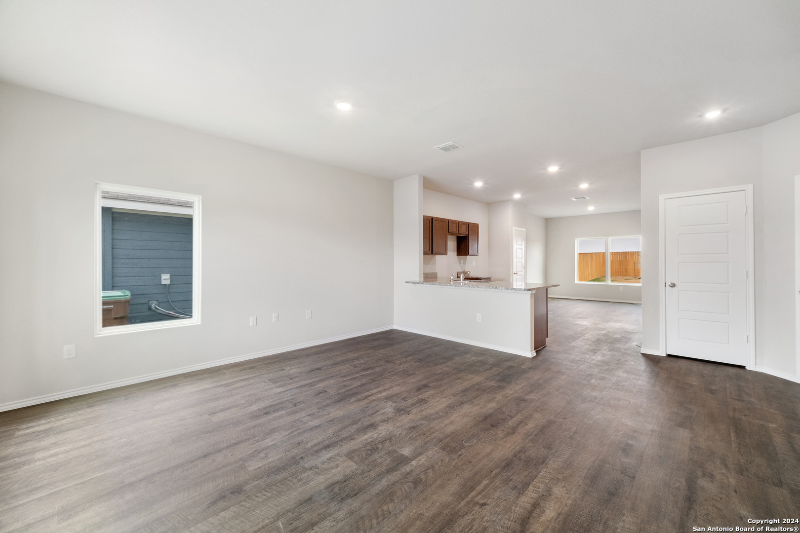 5623 Coopers Crossing