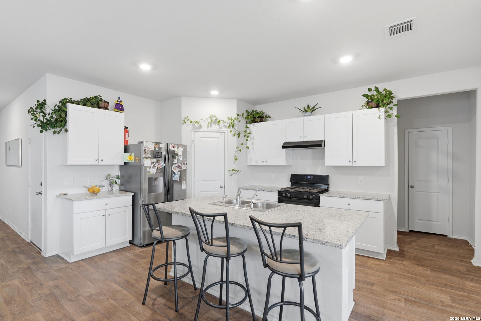 10410 McIntosh