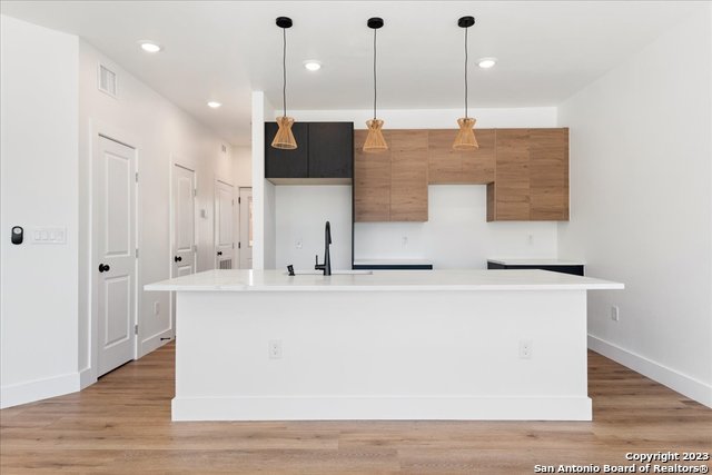 531 ESSEX 101
