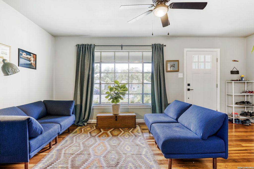 Photo of 222 DAWNVIEW LN, San Antonio, TX 78213 (MLS # 1958732)