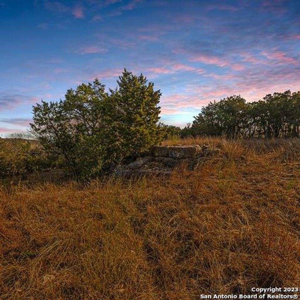 Photo of 124 CALHOON, Canyon Lake, TX 78133 (MLS # 1916220)