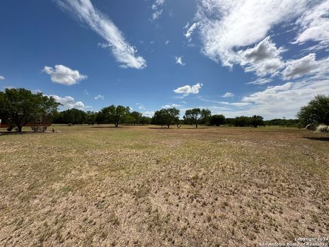 A home in Atascosa