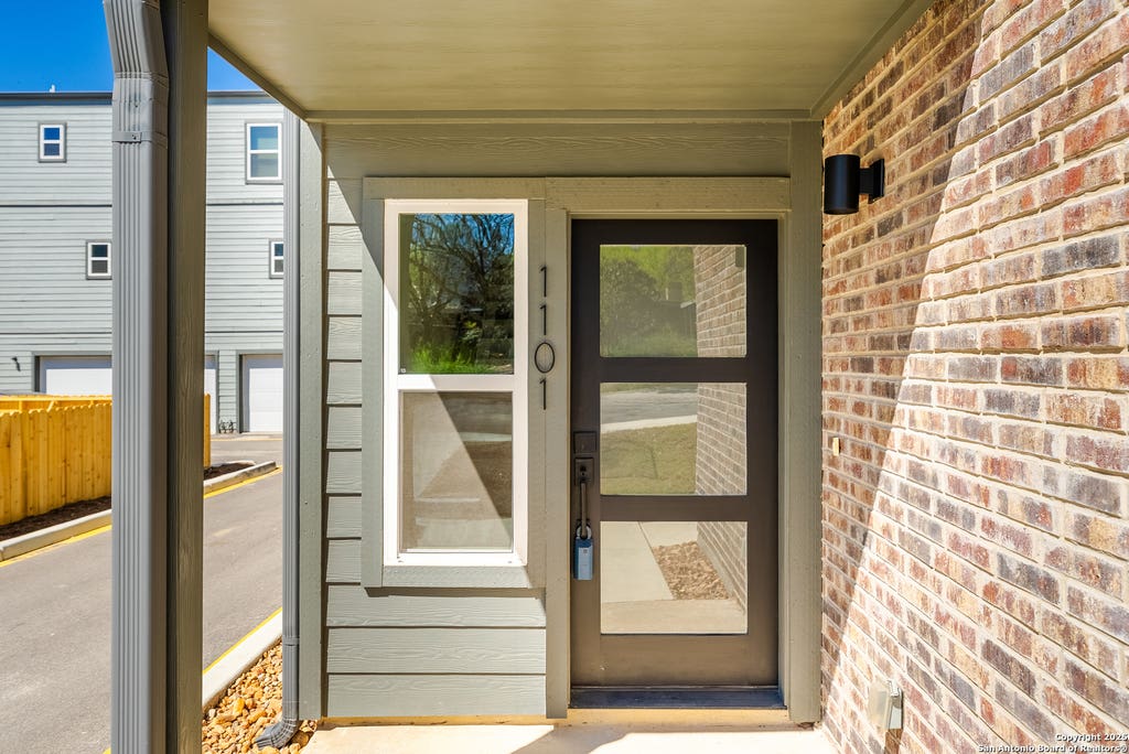 Photo of 419 Ira #1101 UNIT 1101, San Antonio, TX 78209 (MLS # 1859934)