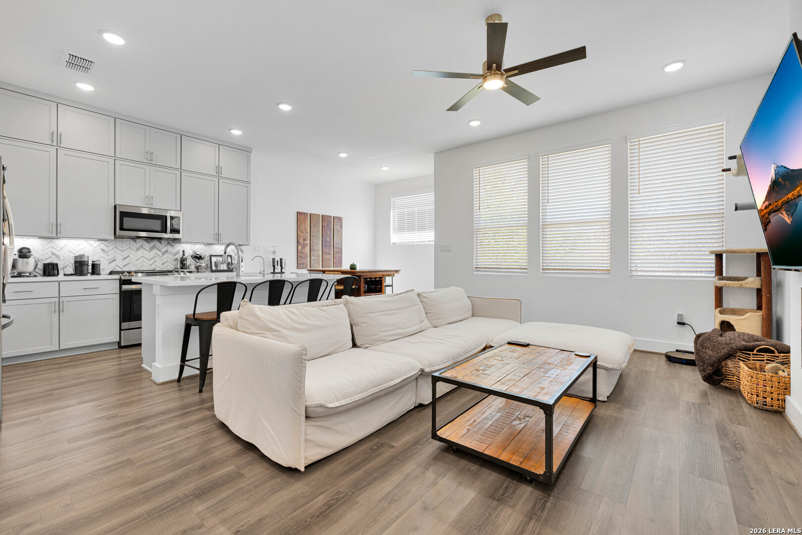 Search 8851 Oakland UNIT 36