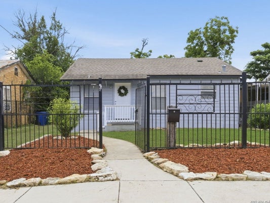 2014 HAYS ST, SAN ANTONIO, TX 78202 - Image cb01f0fc5cf44acbdf95152dbc4690e7/3727995614