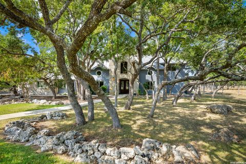 Property photo of 613 Saxet Trl, Spring Branch, TX 78070