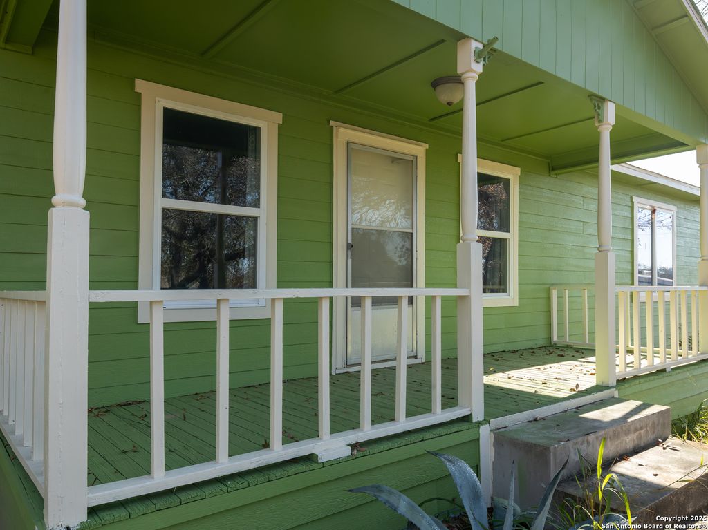 Photo of 324 OAK LN, Poteet, TX 78065 (MLS # 1929902)