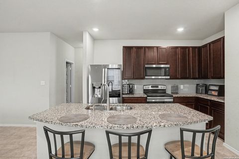 Photo of 125 Saddle Breeze, Cibolo, TX 78108 (MLS # 1948015)