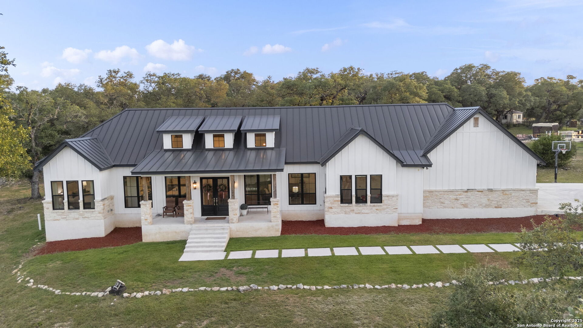 198 Sabinas Creek Ranch Rd