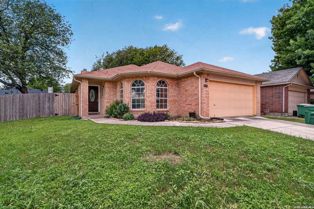 Photo of 2018 BUDDING BLVD, San Antonio, TX 78247 (MLS # 1990734)