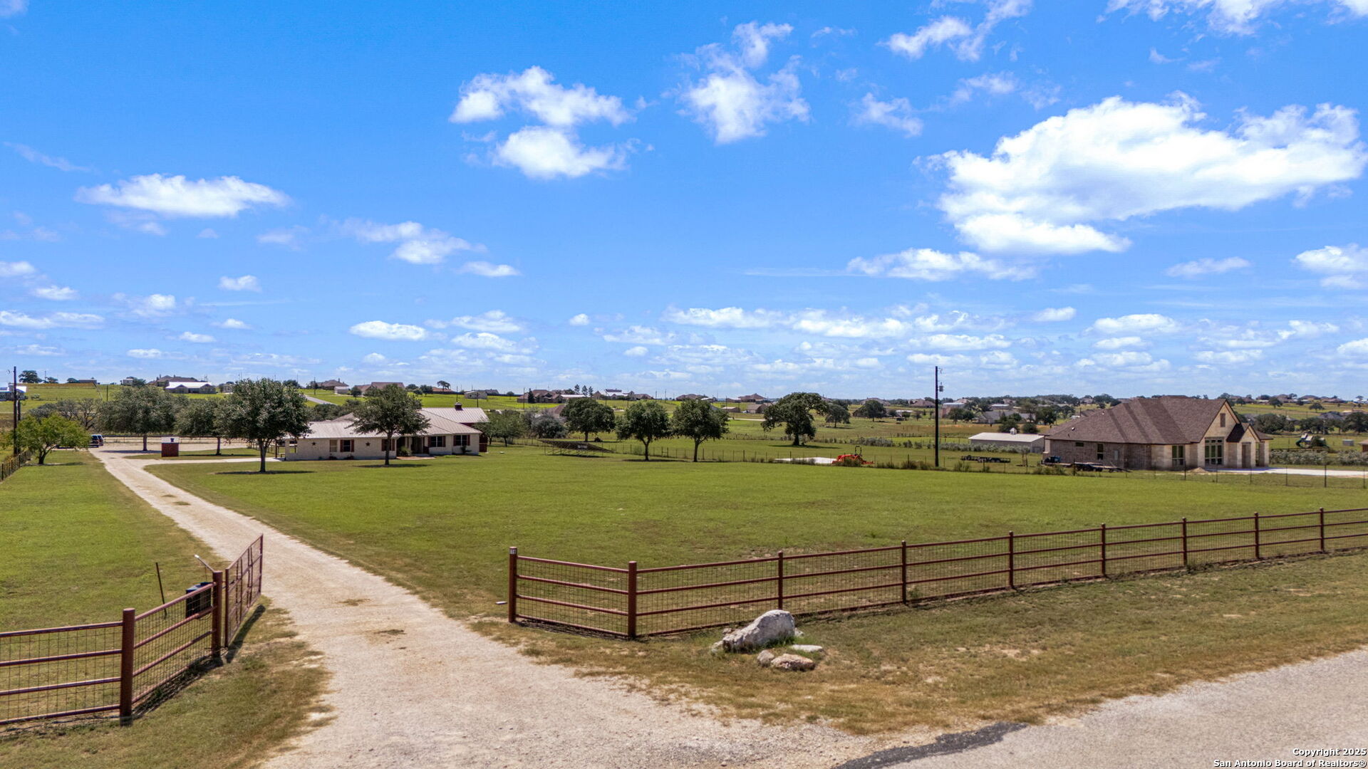 119 Scenic Hills